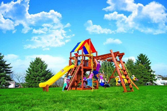 Pleasant Run Structures Flemington Backyard Swing Set in New Jersey