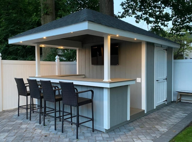 Custom pool house construction