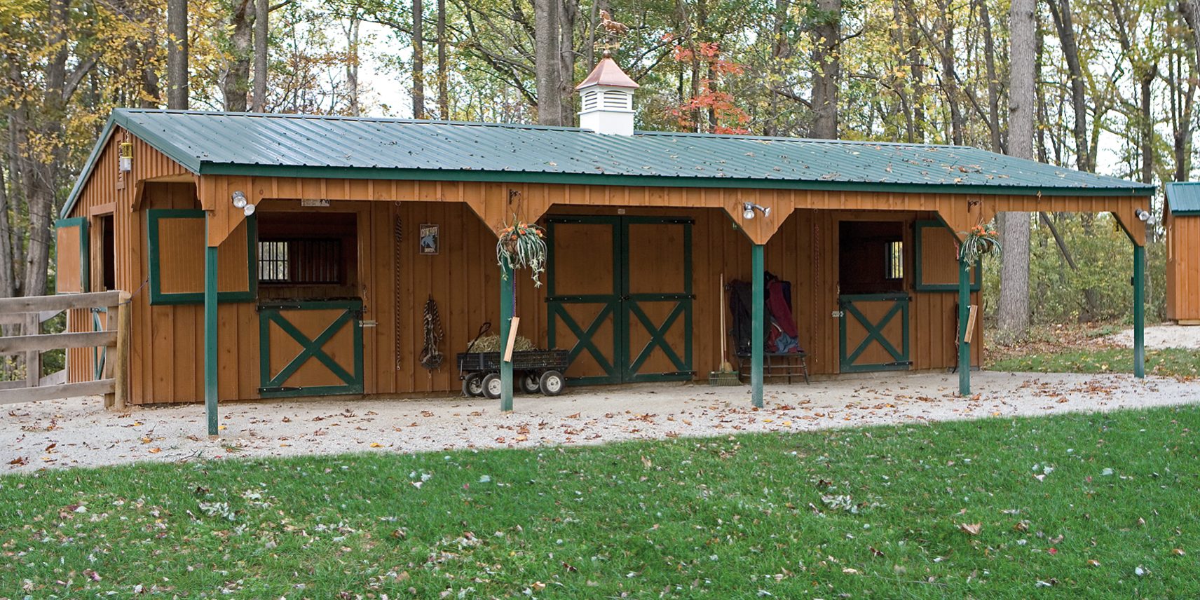 Horse stables and animal shelters